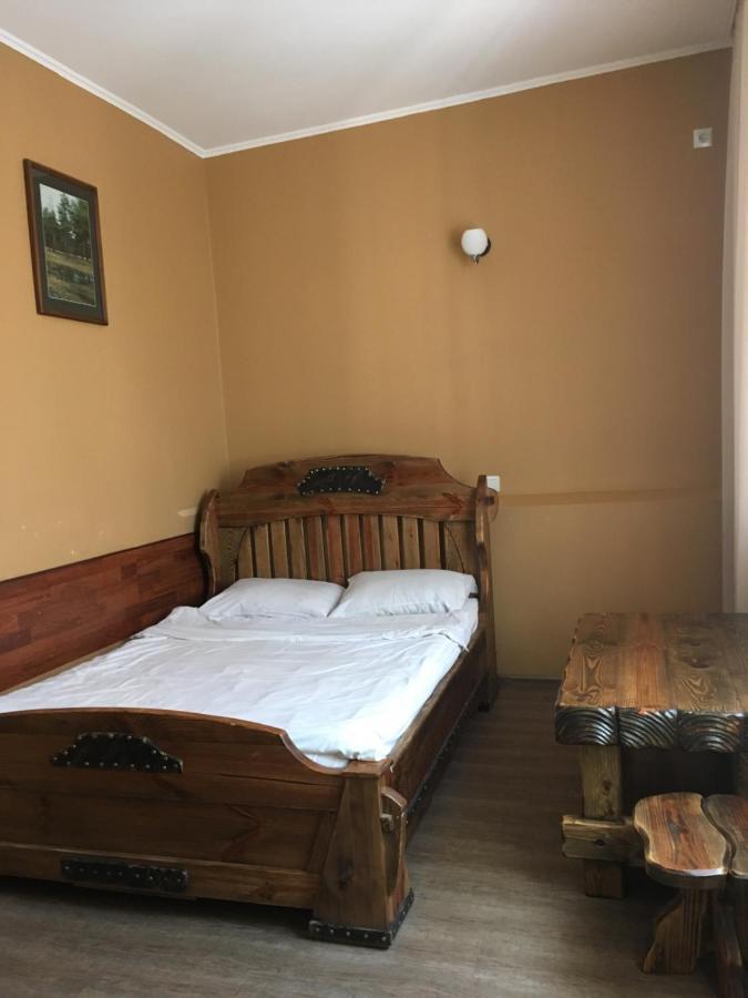 Міні-Готель Нептун Rivne Ngoại thất bức ảnh