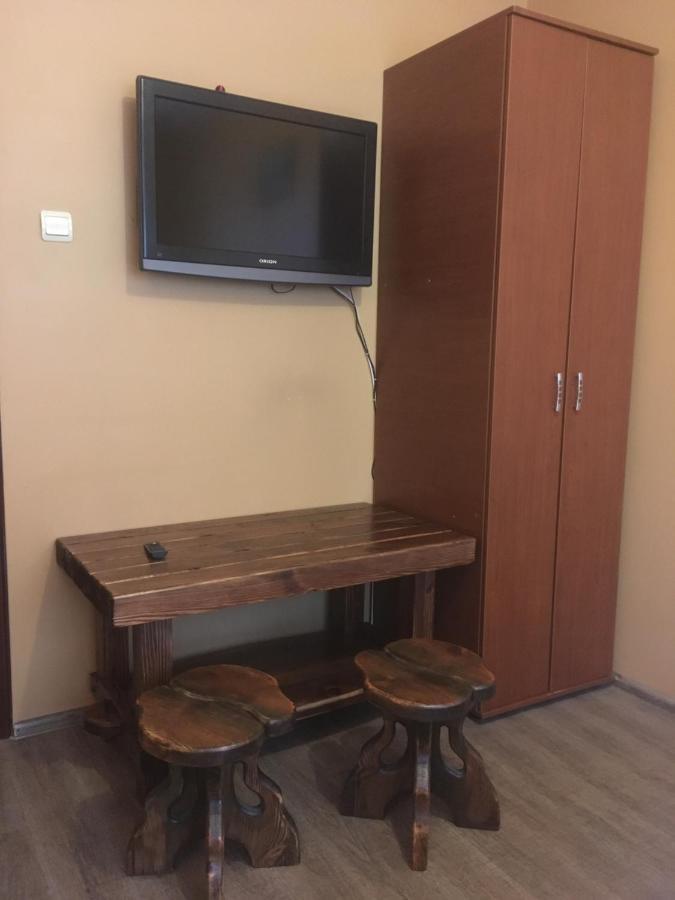 Міні-Готель Нептун Rivne Ngoại thất bức ảnh